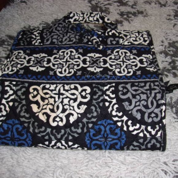 Vera Bradley Hanging cosmetic bag - Picture 7 of 7